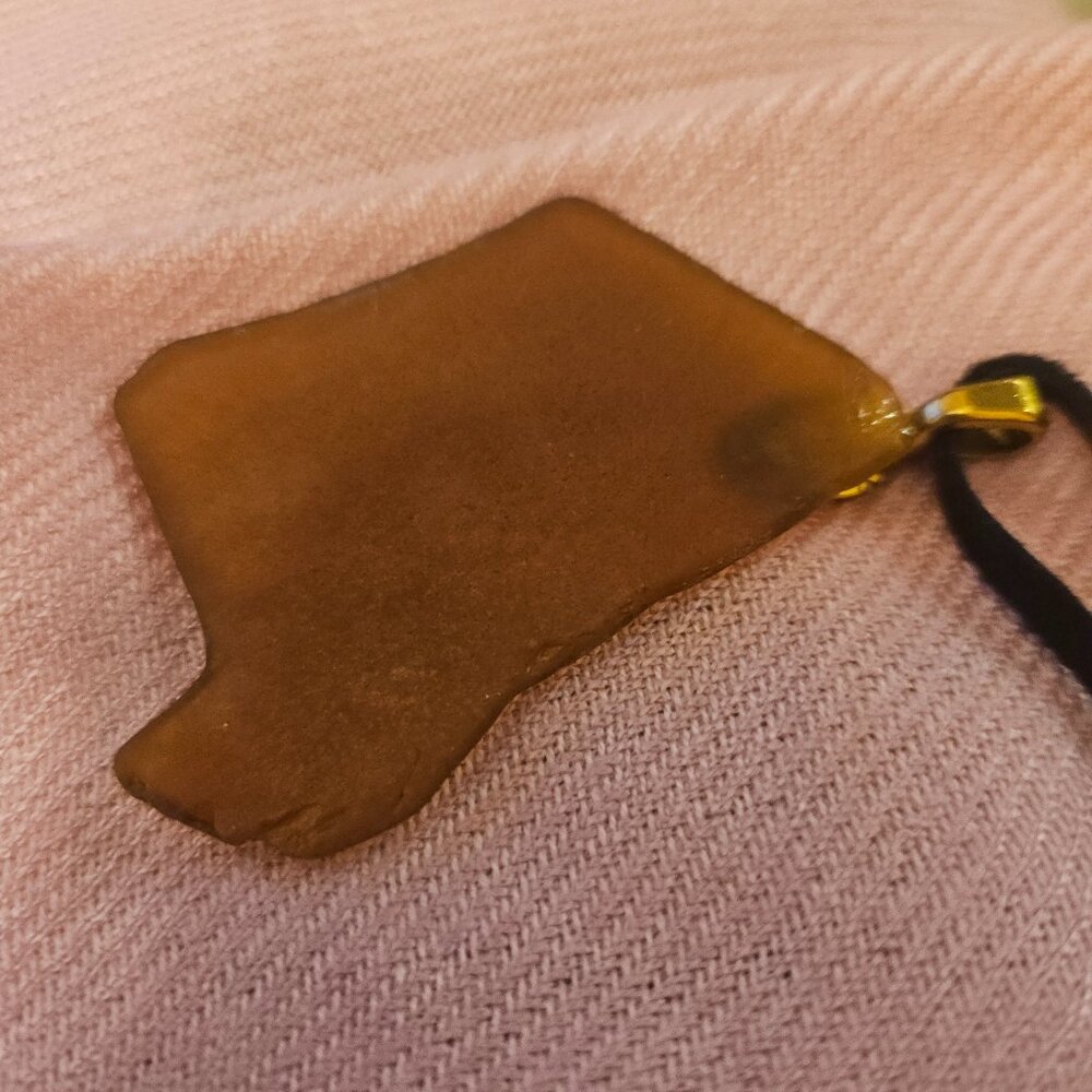 GLASS PENDENT - Picture 2 of 7
